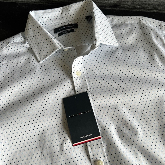 Tommy Hilfiger Men’s Aruba White W/Blue Design L/S Button Up 16.5, 34/35 NWT $75 - Picture 10 of 14